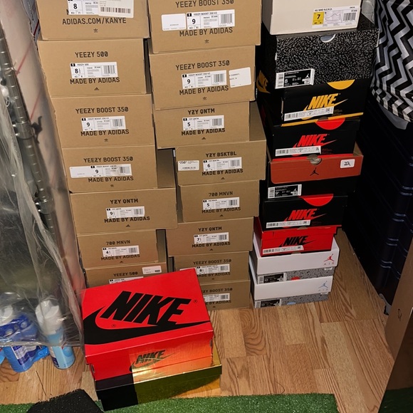 Hypebeast Clothing and Shoes Mystery Box🆕 - Picture 2 of 12